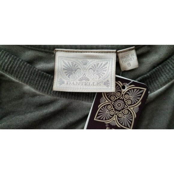 Dantelle Women's Gray Oil Dye Sweatshirt Pullover Top Size Small NWT - Picture 14 of 15